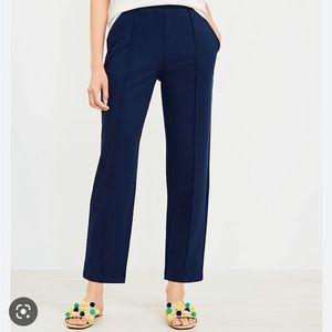 Pintucked Fluid Taper Pants